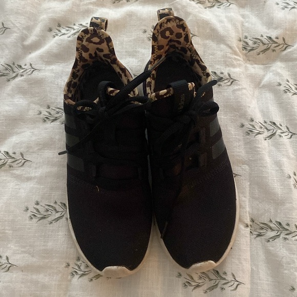 💐 Adidas womens Cloudfoam Pure 2.0 black leopard 6.5 - Picture 3 of 7